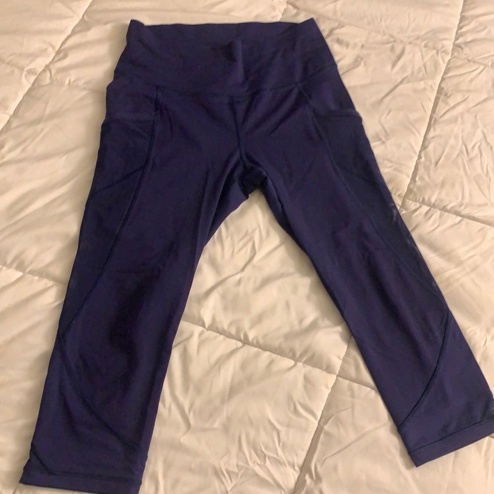 Lulu workout leggings
